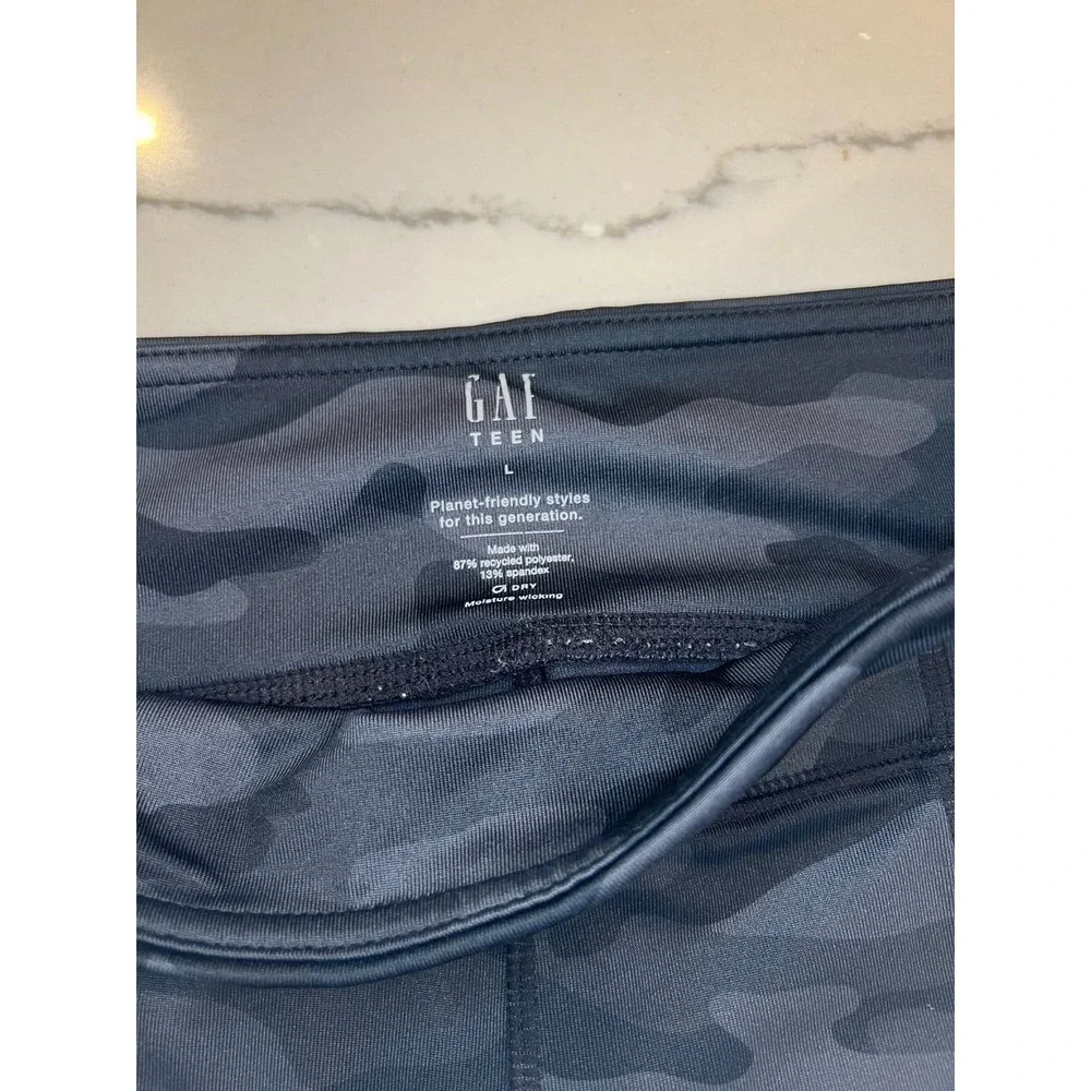 Lot of 2 Teen Girls Gap Leggings Size‎ Large Very Good Condition Camouflage Gray